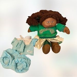 VTG caleco 1982 cabbage patch kid football cheerleader and extra outfit branded